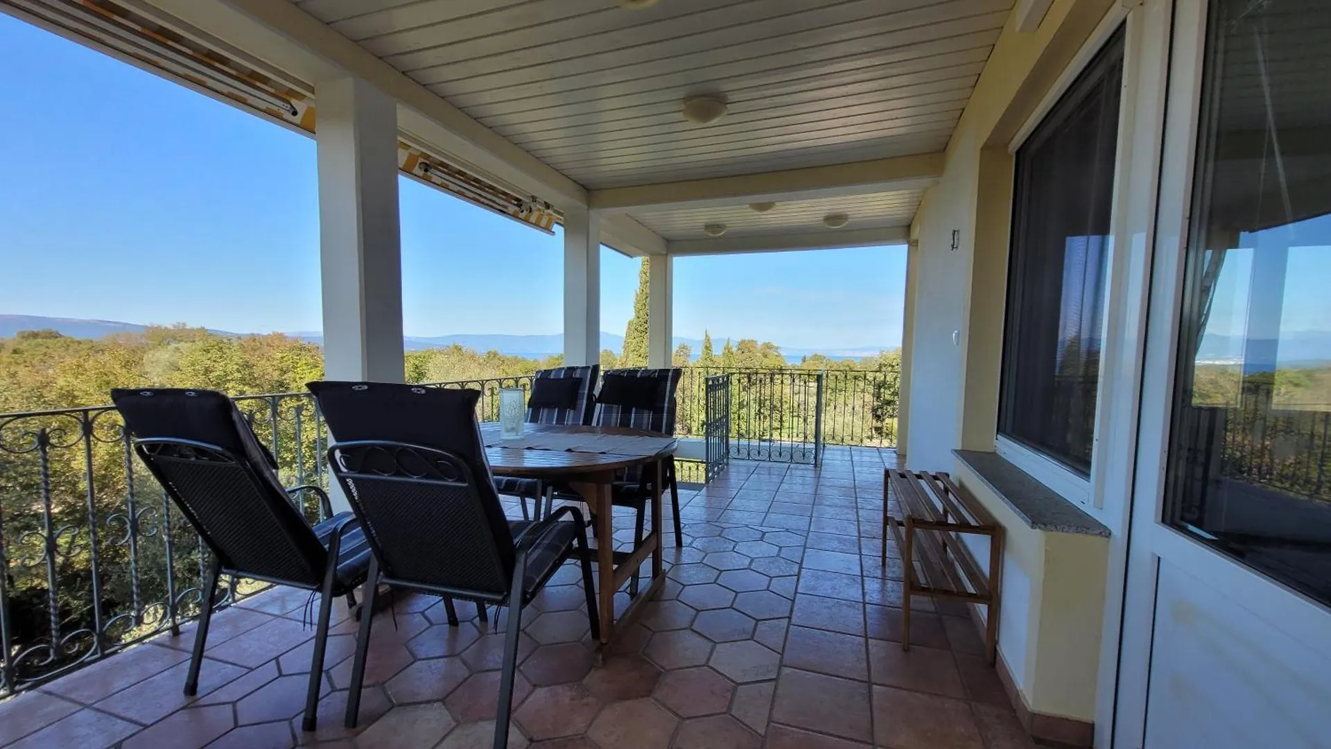 Apartmani Ljubica Malinska 0*,  Croatia