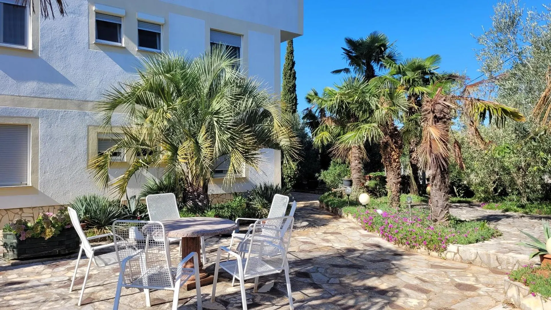 Apartment Apartmani Ljubica Malinska
